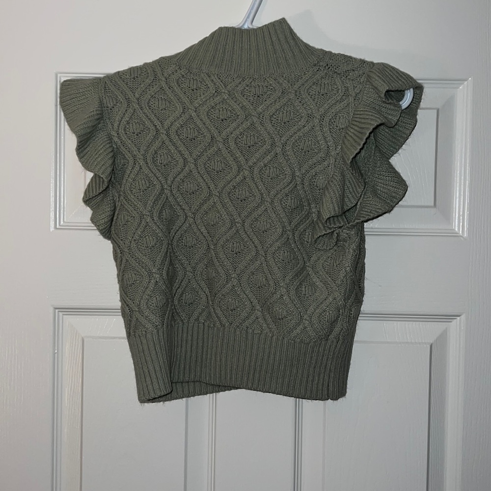 Sweater vest, lightly worn
